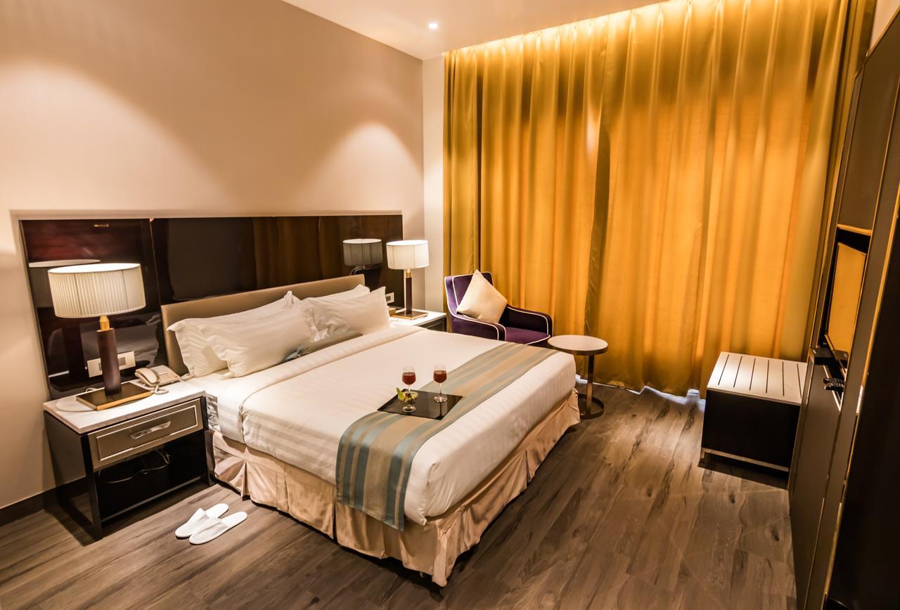 Amara Gateway Hotel Moradabad Exterior foto