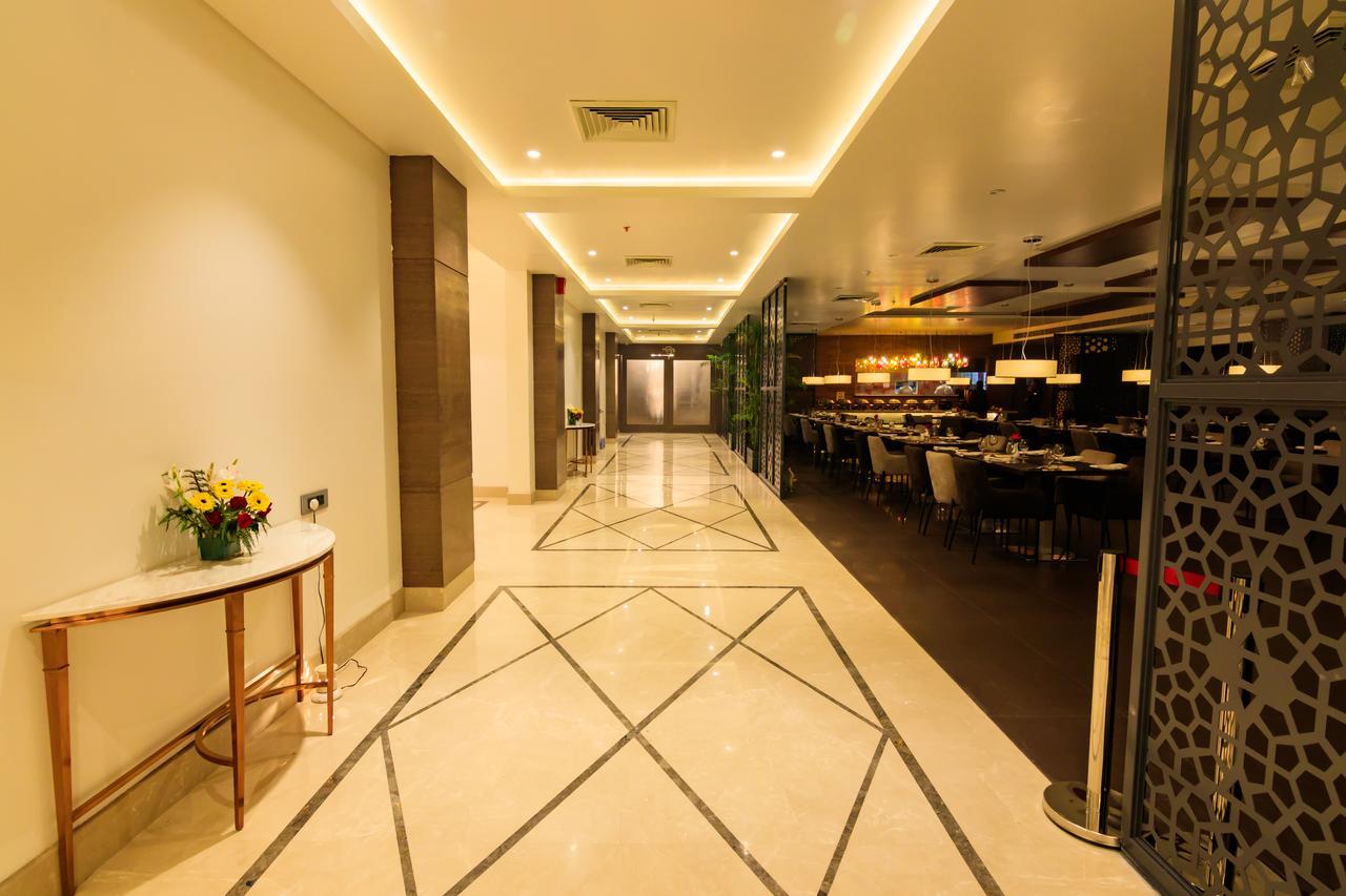 Amara Gateway Hotel Moradabad Exterior foto